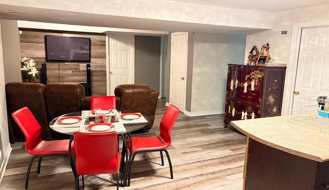 Grande chambre confortable à Laval