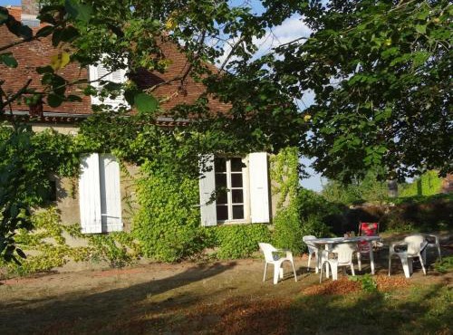 Grande demeure caractéristique du XVIIe siècle, climatisation, draps et ménage inclus - FR-1-489-126