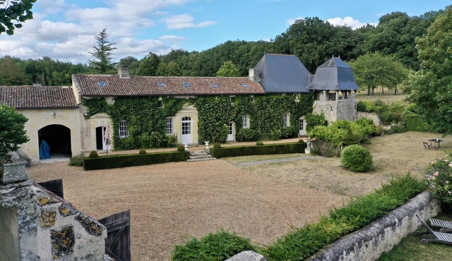 Grande Demeure Familiale en Anjou, Calme, Proche Château de la Loire, Piscine