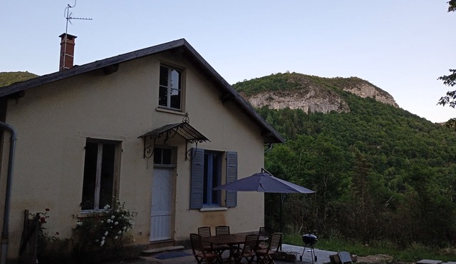 Grande Maison au Clame et en Pleine Nature, vue Imprenable!