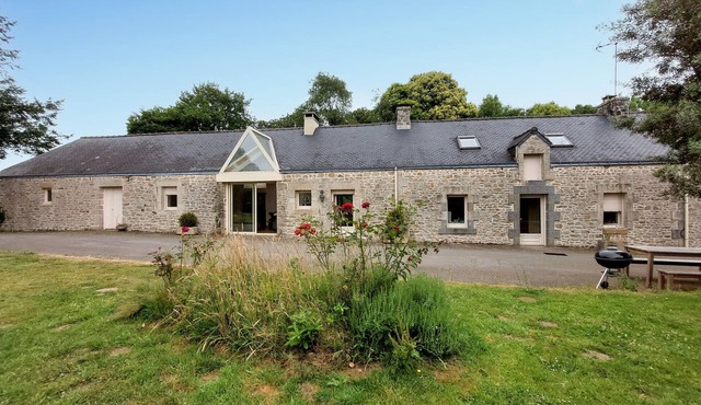 Grande longère bretonne