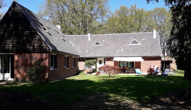 Grande Maison en Pleine Nature au Cœur d un Bois
