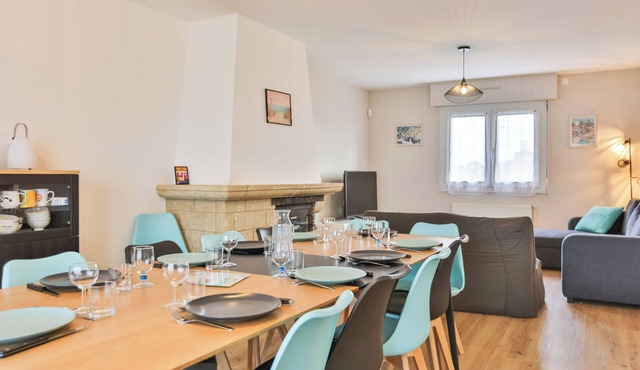 Grande Maison avec Jardin, Parking, proche de la Plage