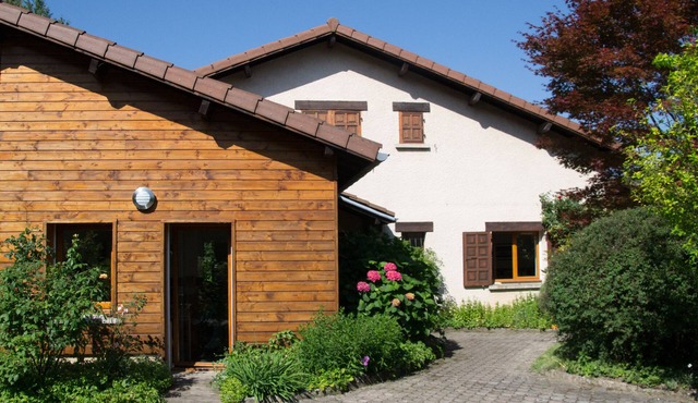 Grande Maison Dauphinoise Avec Piscine Pour 10p