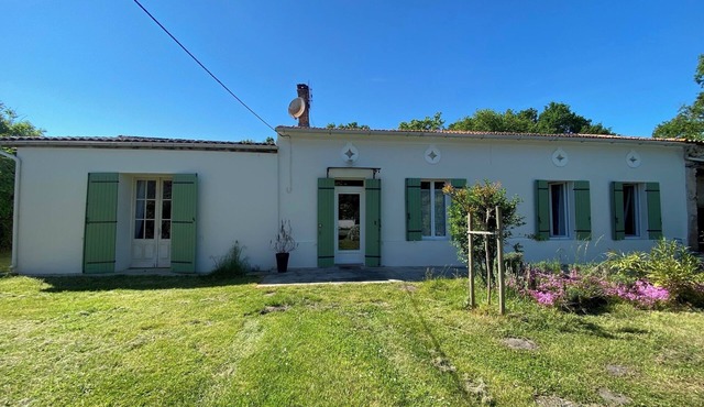 Grande Maison de Campagne à Proximité de L'océan, à Vendays-montalivet