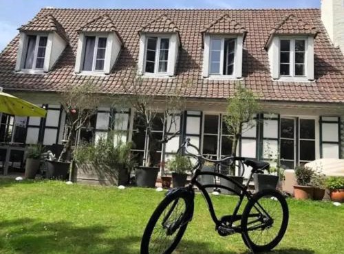 Grande maison à Santes avec jardin