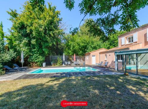 Grande Maison 5 chambres avec Piscine à Lagord, Cap. 10 Pers - FR-1-258-224