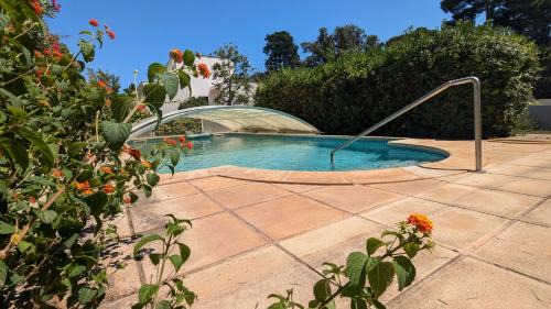 Grande Maison avec piscine, parking et wifi