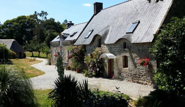 Grande maison avec piscine couverte et chauffée