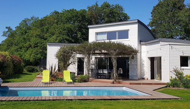 Grande Maison Avec Piscine au Coeur du Golfe du Morbihan