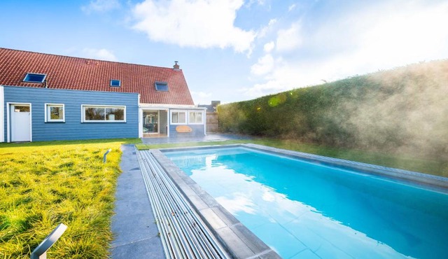 Grande maison avec piscine et jacuzzi à la campagne