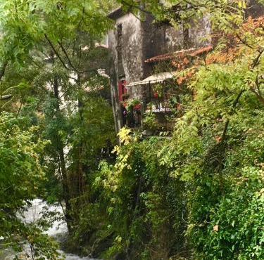 Grande maison cévenole authentique