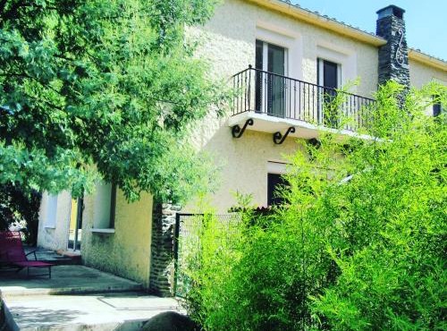 Grande maison catalane entre mer et montagne