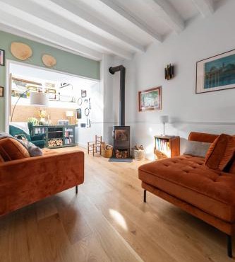 Grande Maison Cusset - Maison de ville et Studio