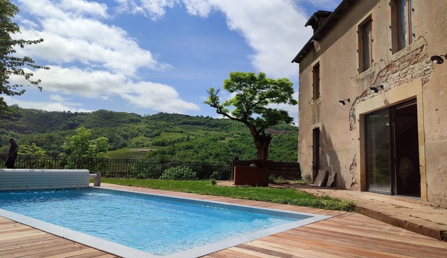 Grande Maison, en Pleine Campagne, Avec Piscine en été et Jacuzzi en Hiver