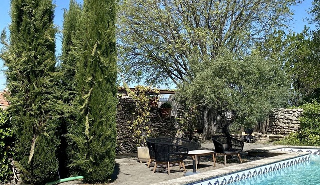 Grande Maison Familiale Avec Piscine Dans le Coeur du Village de Goult