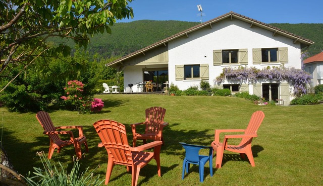 Grande Maison Familiale Avec Jardin à 200m du lac et Plage