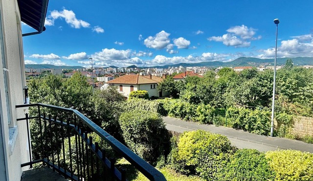 Grande Maison Avec Jardin en Centre Ville