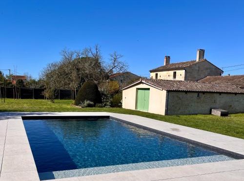 Grande maison médocaine, 10 couchages, grand terrain clos