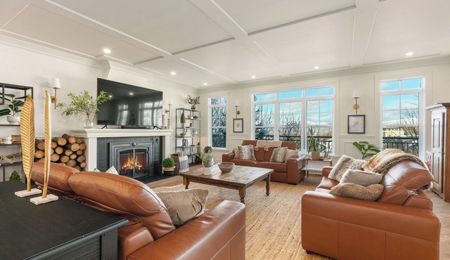 Grande Maison Luxueuse au Pieds de Bromont