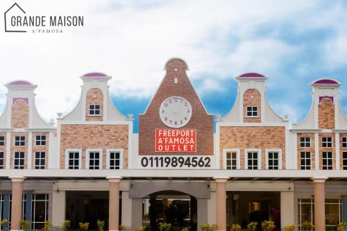 GRANDE MAISON HOMES 2 A'Famosa Golf view Near WATERPARK l UITM l HONDA l Netflix l Self Check in