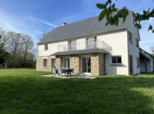 Grande maison près plage Carolles, 5 chambres, jardin, parking, wifi gratuit – 10 pers. - FR-1-361-537