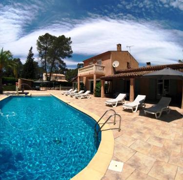 Grande Villa 4 étoiles 20pax entre Cannes and Saint Tropez