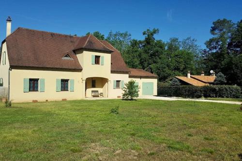 Grande villa avec piscine privée, 4 chambres, Jardin, Dordogne