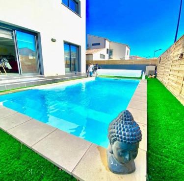 Grande villa avec piscine