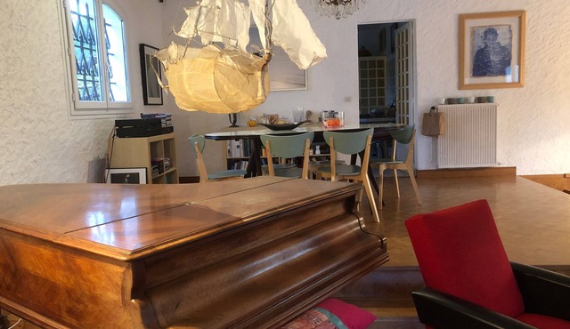 Grande Villa Dans Immense Parc Arbore et Clos Belle Piscine