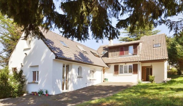 Grande Villa Pour 10 Personnes, Espaces Verts, Entre Paris et Disneyland