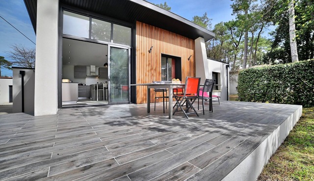 Grande Villa, Ronce LES Bains, 14 Personnes, au Calme, Proche Commerces et mer