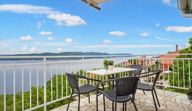 Grandiose panoramic view, holiday home with above ground pool