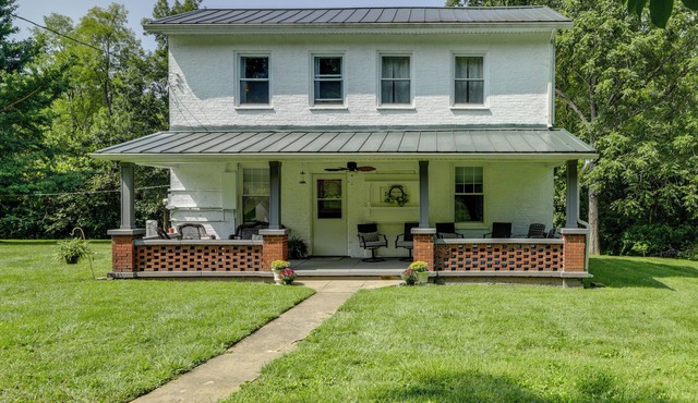 'Grandma Kelly’s' Southeast Indiana Farmhouse!