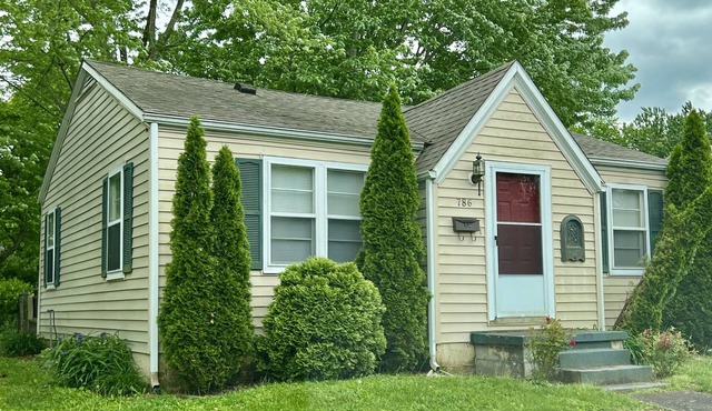 Grandma's Cozy Cottage