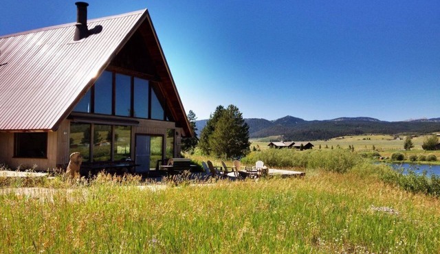 Grandpa's Cabin - great family retreat with a view