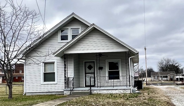 Grandpa's Comfy Cottage