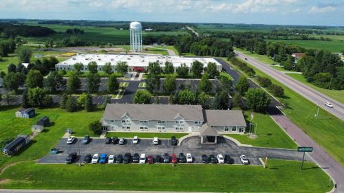 GrandStay Hotel and Suite Waseca