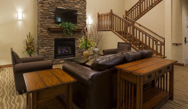 Grandstay Hotel And Suites Luverne