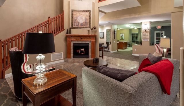 GrandStay Hotel & Suites