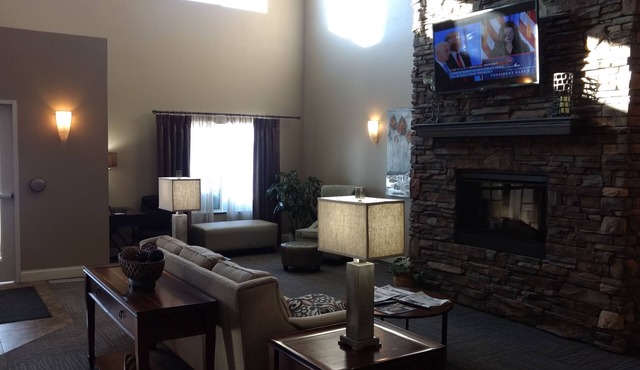 Grandstay Hotel Suites Thief River Falls