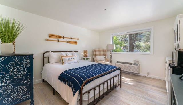 Grandview #308 - Third floor condo (no view).