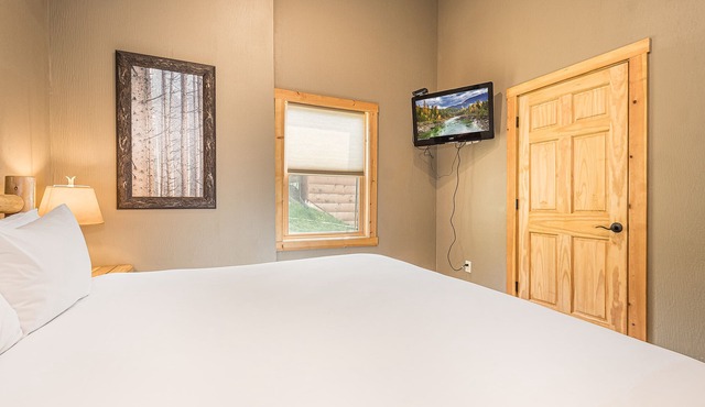 Grandview Cabin Suite 28-Hot Tub, Dog Friendly