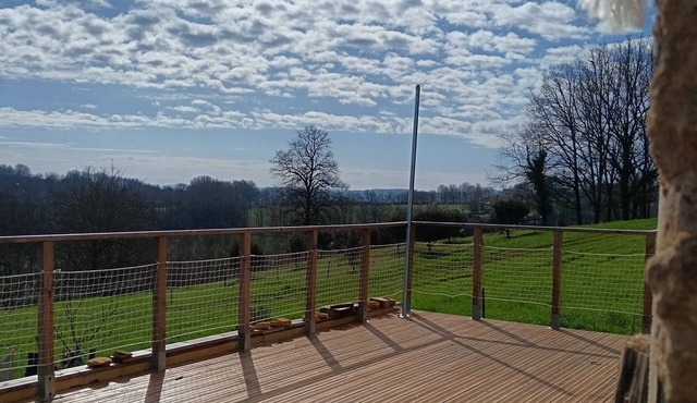 Grange et Gîte au Calme Avec Terrasses et Piscine, Idéal Pour Séjour Familial