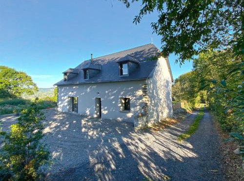 Grange Bernata, havre de paix sur la colline