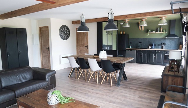 Grange La Rouge - gîte Corrèze Breathtaking view of the surrounding countryside!