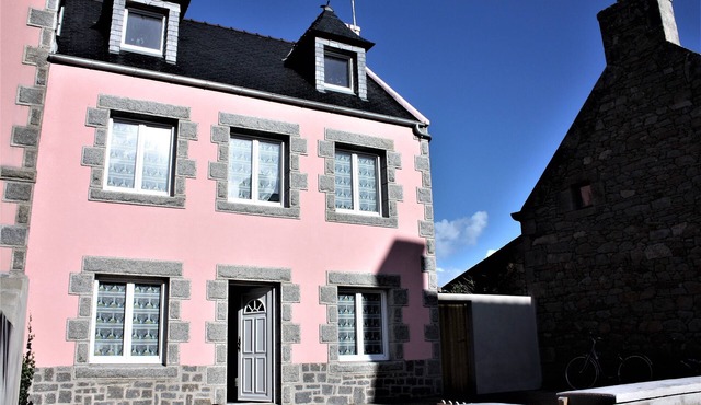 Granit-Rose House Ile de Batz Finistère 4/5p ALL included, min 6 nights/3 nights