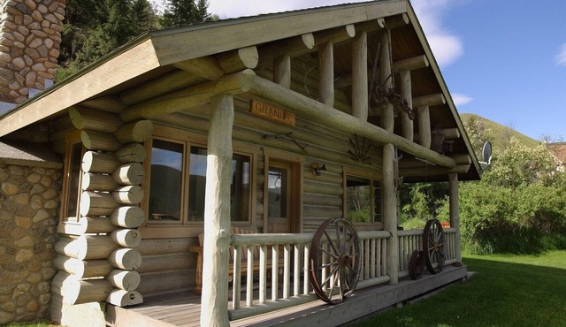 Granite Cabin at Rye Creek Lodge