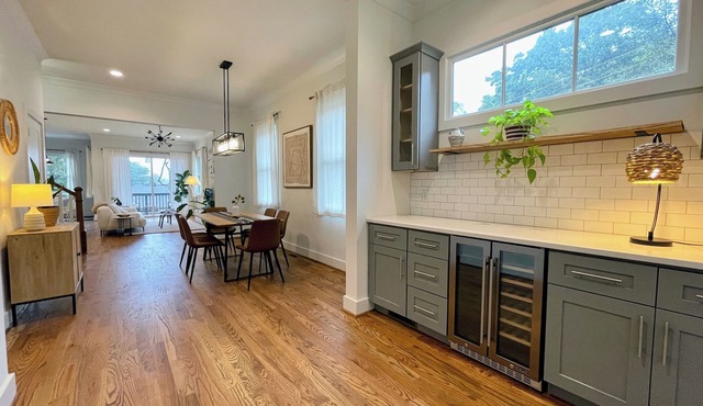 Grant Park Retreat - Steps to Zoo, & Great Eats