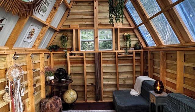 Grass Campers whimsical 1 room Glamping Forest Hideaway Sugar Shanty near WEC